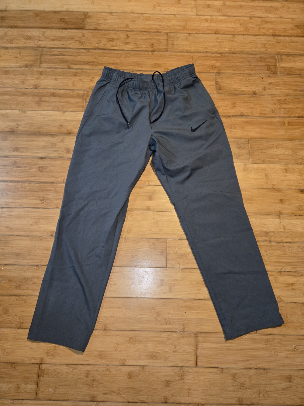 Men's LARGE Nike Dri-Fit Training Pants Cool Grey Pockets